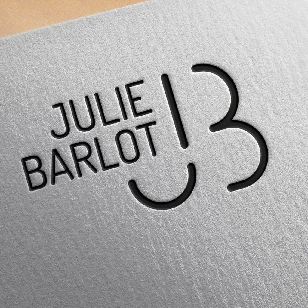 Julie Barlot